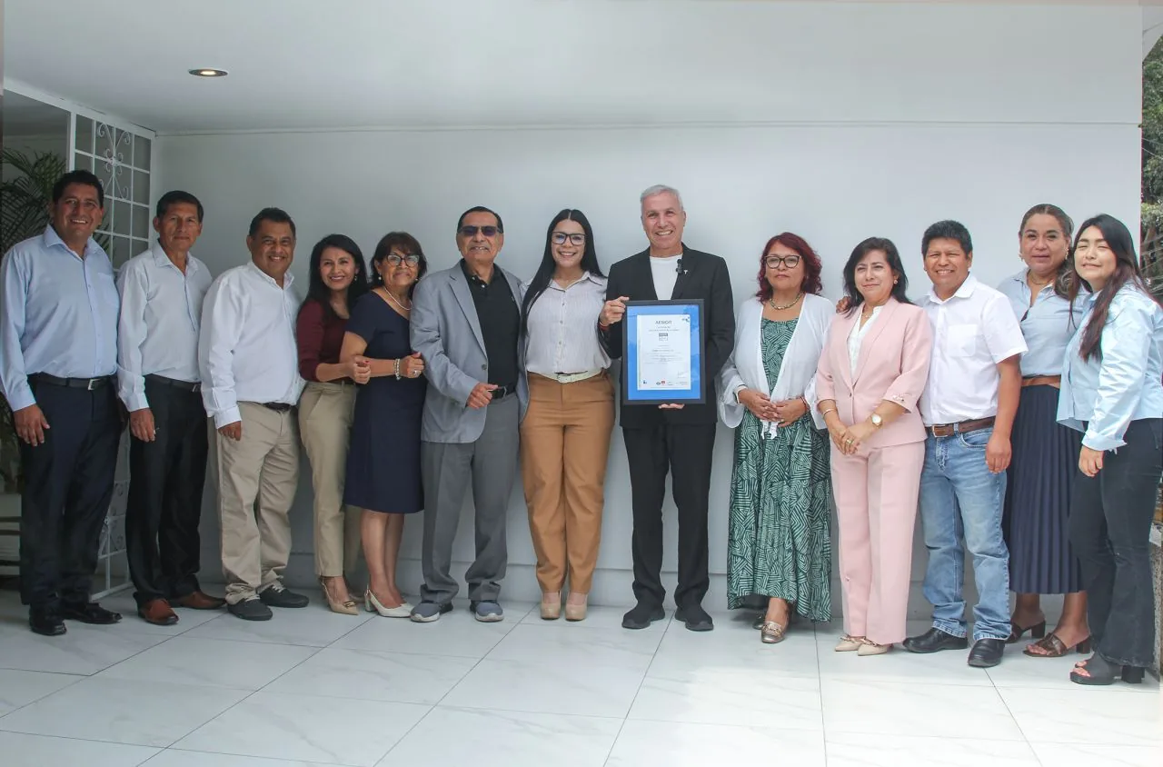 Genética Animal S.A. obtiene la certificación ISO 9001 en la producción de Genética Líquida PIC®